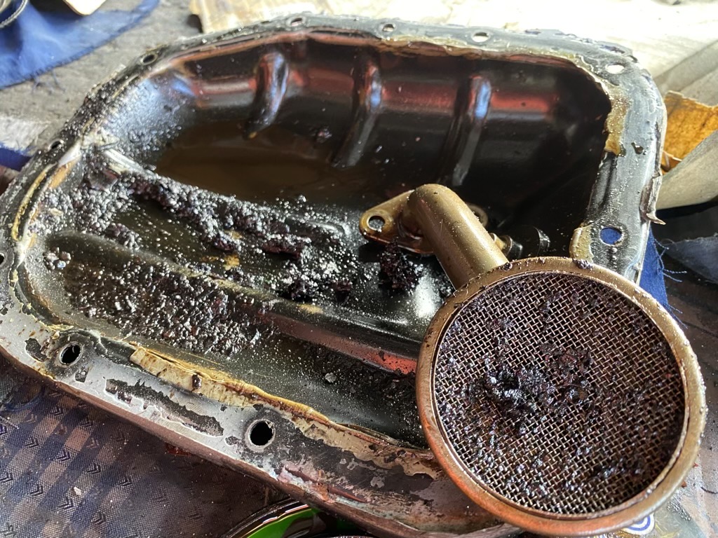 tips, mobil, perawatan, Servis, mesin, sludge, Bukan Langsung Rusak, Ini Dampak Mobil Jarang Dirawat Tepat Waktu