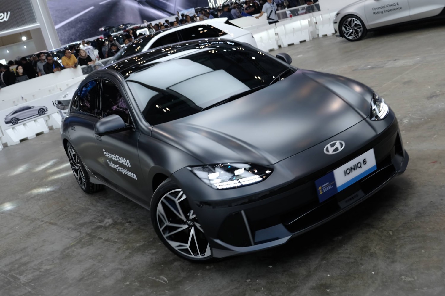 akselerasi, mobil listrik, BMW i7, hyundai ioniq 6, Sesama Sedan Flagship, Adu Kencang Hyundai IONIQ 6 Vs BMW i7