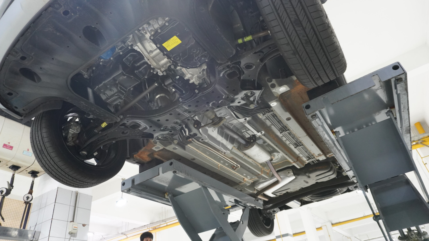 mobil bekas, tie rod, ciri tie rod rusak, tie rod mobil, ciri tie rod bengkok, ciri tie rod mobil bengkok, tanda tie rod bengkok, Harus Tahu, Beginilah Ciri-ciri Tie Rod di Mobil Bekas Bengkok