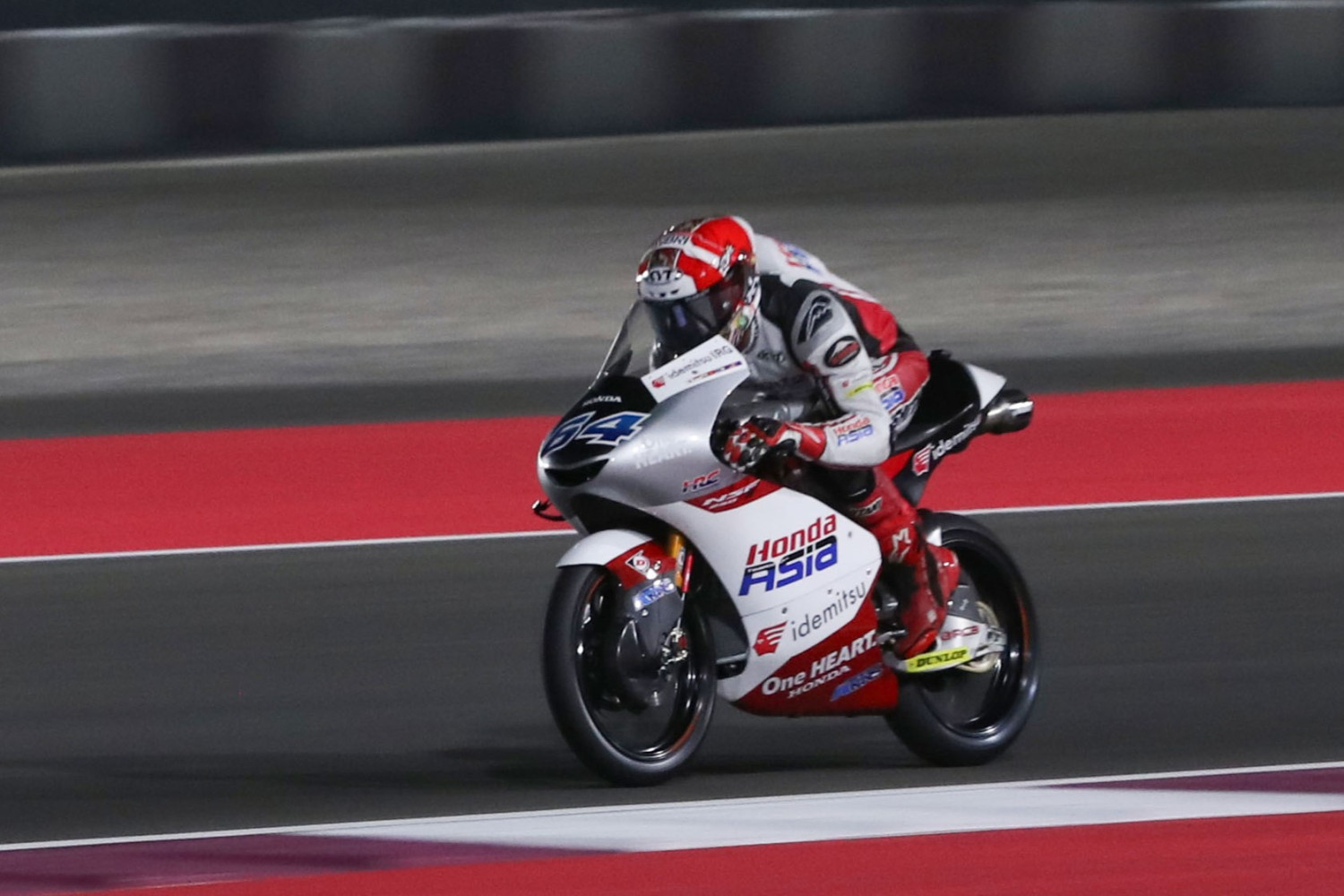 Moto2, Moto3, mario aji, Veda Ega, Seri Perdana MotoGP di Depan Mata, Ini Target Bos AHM Untuk Mario Aji dan Veda Ega