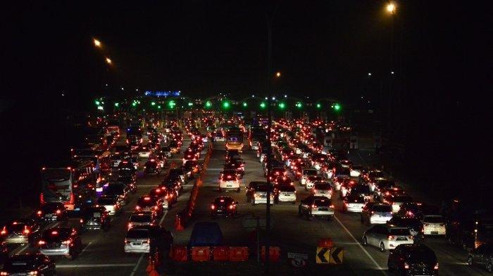 penerangan jalan umum, jalan tol, lampu penerangan jalan, jalan tol gelap, Penerangan Jalan Tol, Sengaja, Ini Penyebab Jalan Tol Dibuat Minim Lampu Penerangan