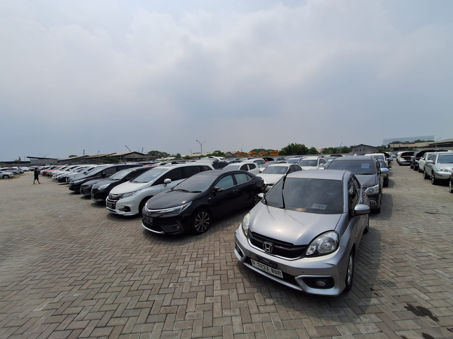 mobil bekas, JBA Indonesia, lelang mobil bekas, balai lelang JBA, Balai Lelang Mobil Bekas, Mobil Bekas Terlaris di Balai Lelang Awal 2026, Double Cabin Diesel Ini Ikutan Banyak Dicari