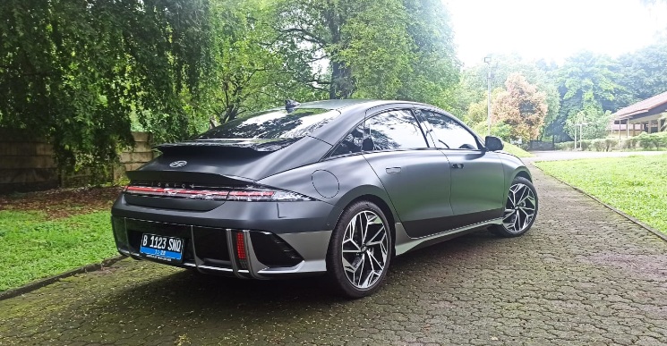mobil listrik, recall, Fransiscus Soerjopranoto, PT Hyundai Motors Indonesia, hyundai ioniq 6, Hyundai Indonesia Recall Mobil Listrik Ioniq 6, Gara-gara Hal Ini