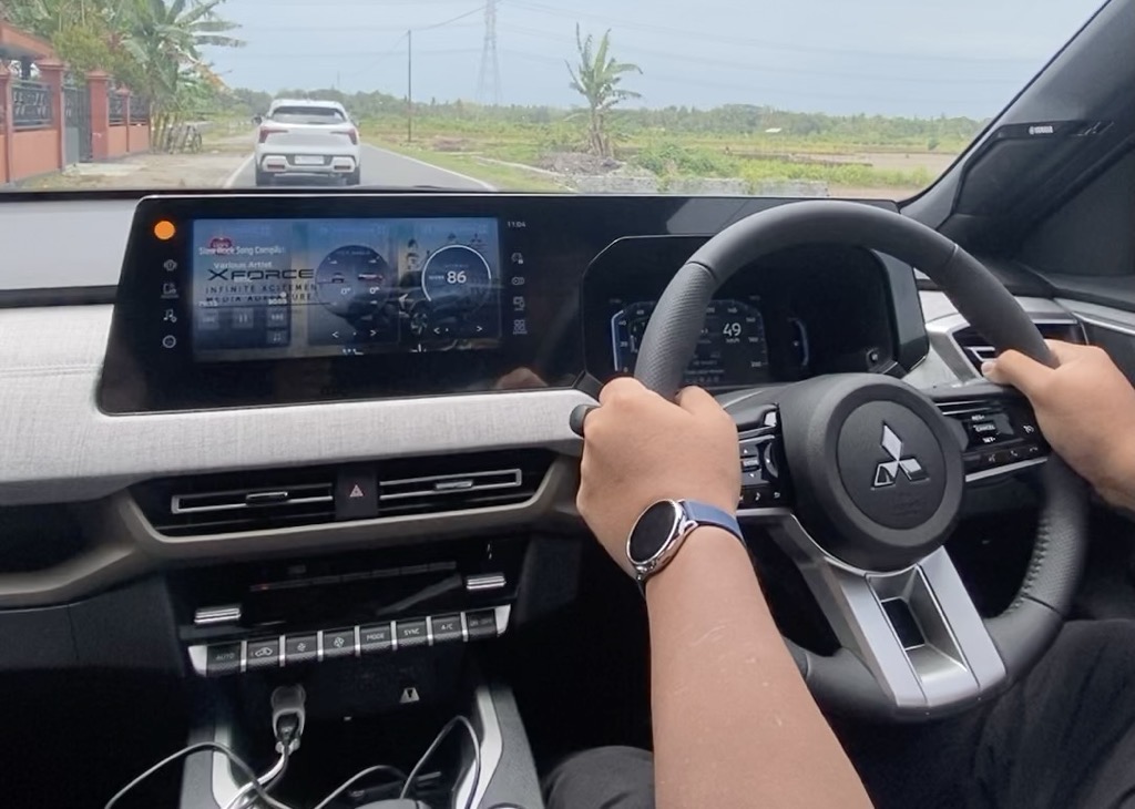 hujan, mode berkendara, Driving Mode, Mitsubishi XForce, Xforce, Fitur Canggih di Mitsubishi XForce Ini Sangat Membantu Ladies di Musim Hujan