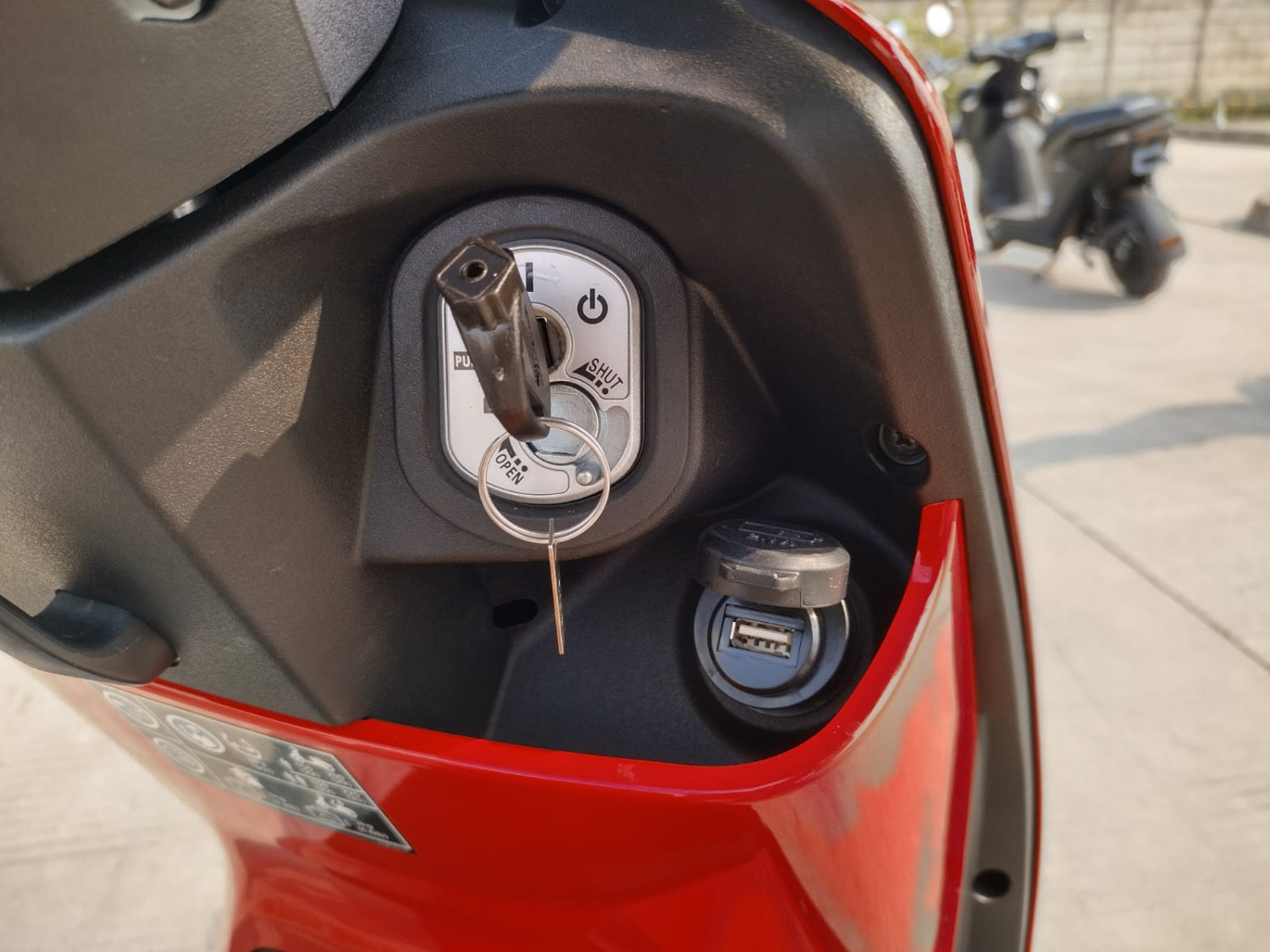 motor bekas, rumah kunci kontak, cara merawat kunci motor, cara merawat rumak kunci kontak, cara merawat rumak kunci kontak motor, rumah kunci kontak motor, Sambil Ngabuburit, Ini Dua Cara Merawat Rumah Kunci Kontak Motor Bekas