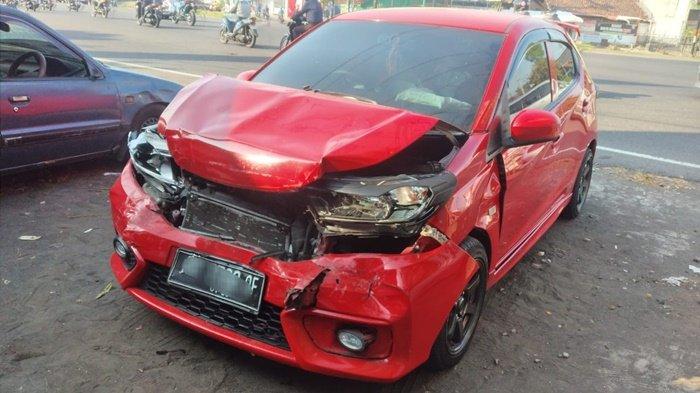 asuransi astra, asuransi mobil, asuransi kecelakaan, Asuransi Mobil Rental, Asuransi Gagal Cair, Amit-amit Terjadi Kecelakaan, Asuransi Mobil Pribadi Yang Disewakan Bisa Gagal Cair