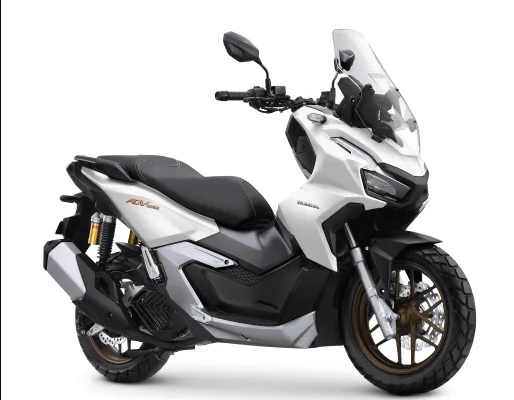 motor bekas, cara bikin motor cat putih tetap kinclong, motor cat putih, cara merawat motor cat putih, cara merawat cat putih, Rahasia Motor Cat Putih Tetap Kinclong, Stop Kebiasaan Ini Ya Gaes