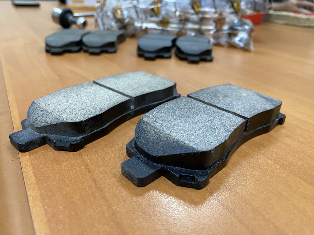 kampas rem, brake cleaner, brake pad, pengereman, cakram, bunyi berdecit, Rem Mobil Bunyi Berdecit, Saatnya Lakukan ini Biar Suara Hilang