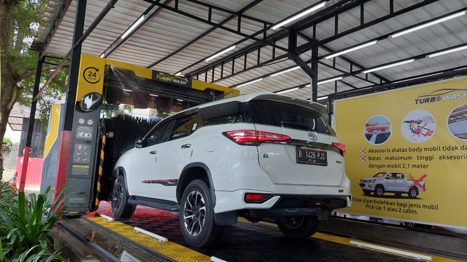 karat, kotoran, cuci mobil, kolong mobil, komponen, Kaki-kaki, Kerap Dibiarkan Kotor, Malas Cuci Kolong Mobil Berdampak Seperti ini