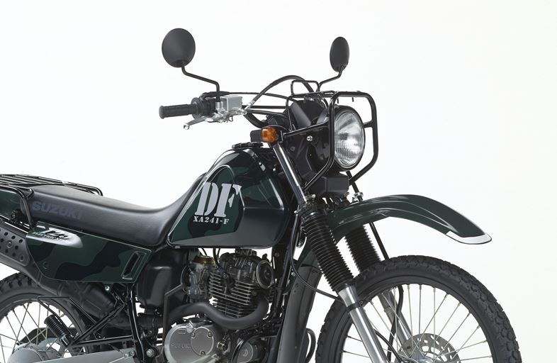 suzuki, motor trail, kawasaki klx150, kawasaki stockman, Suzuki DF125E, Suzuki Punya Trail 125 Cc Berwujud Garang Mirip Kawasaki Stockman, Power Mesinnya Saingi KLX150