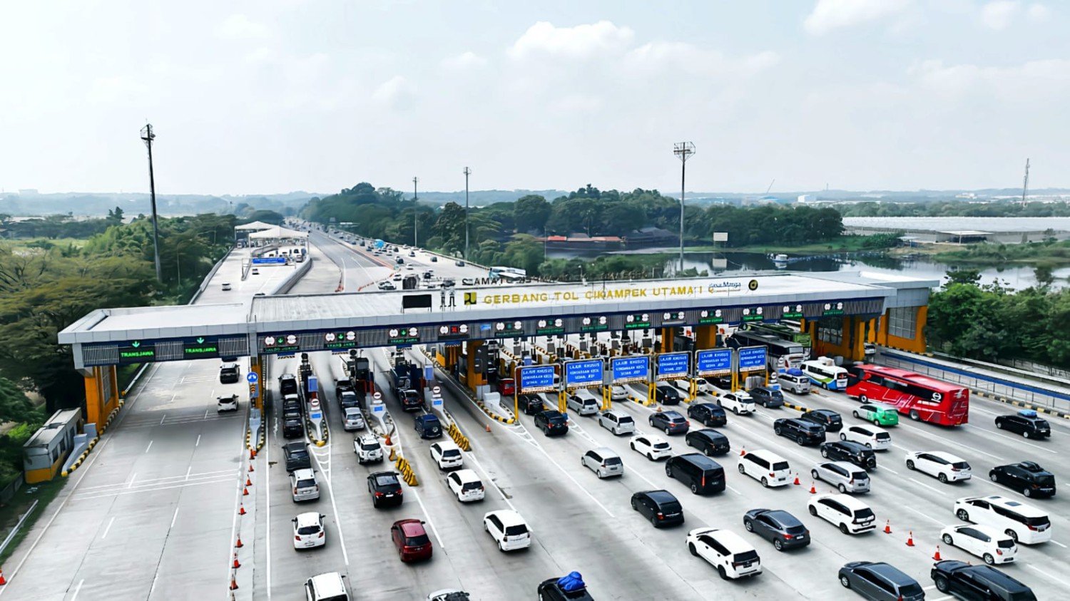 transportasi, Intelligent Transport System (ITS), Indonesia International Transport Summit (IITS) 2025, Tokoh Transportasi Berkumpul di Jakarta, Ini Arah Mobilitas Modern yang Diulas