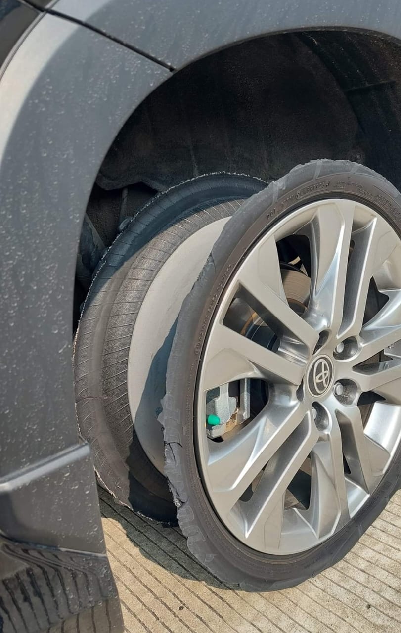 jalan tol, ban pecah, Pecah Ban, Pecah Ban di Tol, Cara Kendalikan Pecah Ban, Kuasai Keadaan, Lakukan Ini saat Mengalami Pecah Ban di Jalan Tol