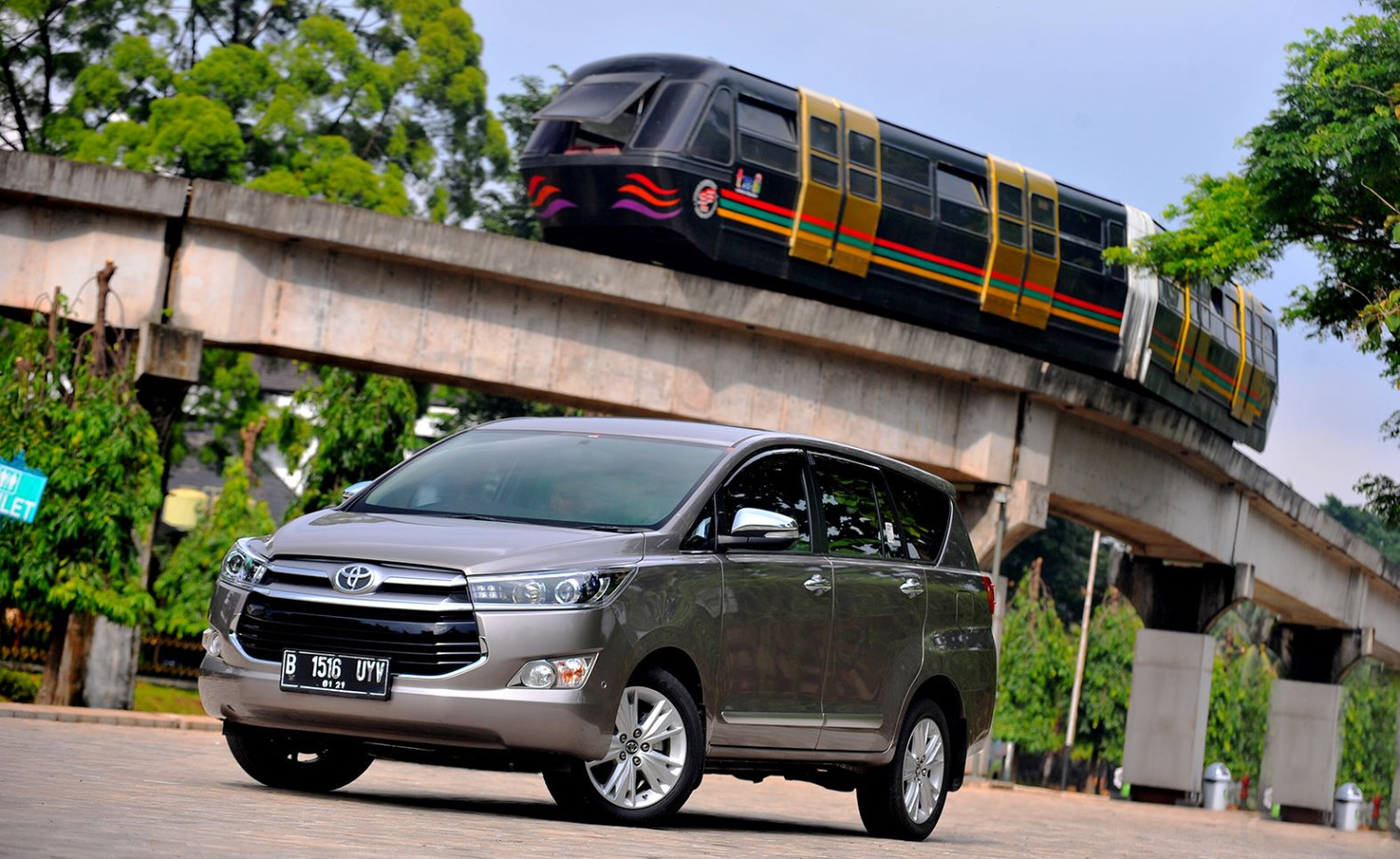 innova reborn, toyota innova reborn, kelebihan innova reborn, kekurangan innova reborn, Banyak Dipuji Tangguh, Pengguna Beberkan Plus Minus Innova Reborn