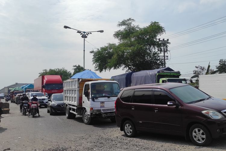 Macet Pantura Demak, Pantura Semarang-Demak, Proyek Peninggian Jalan Pantura, Proyek Jalur Pantura, Mulai Januari-April 2026 Jalur Pantura Semarang-Demak Bakal Macet Parah, Ini Penyebabnya