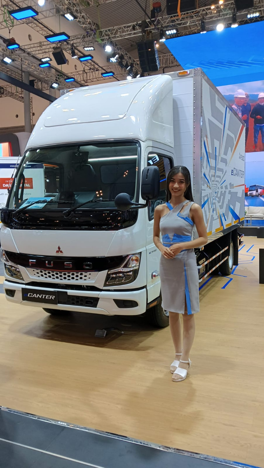 fuso, mitsubishi fuso, e canter, KTB Akui Pemasaran Truk Listrik Masih Menantang, Ini Penyebabnya