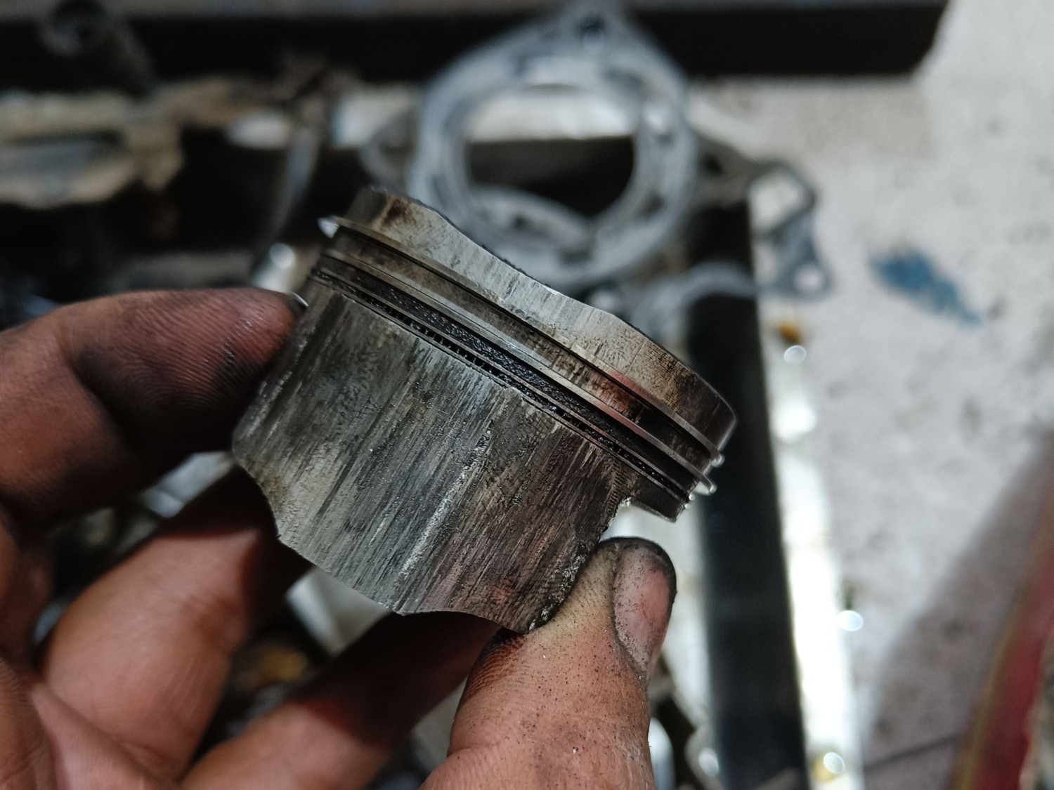 motor bekas, kompresi mesin motor, Kompresi Mesin Motor Hilang, penyebab kompresi mesin bocor, penyebab kompresi mesin hilang, penyebab lain kompresi mesin motor bocor, Ternyata Bukan Cuma Ring Piston Lemah Saja Penyebab Motor Bekas Hilang Kompresi