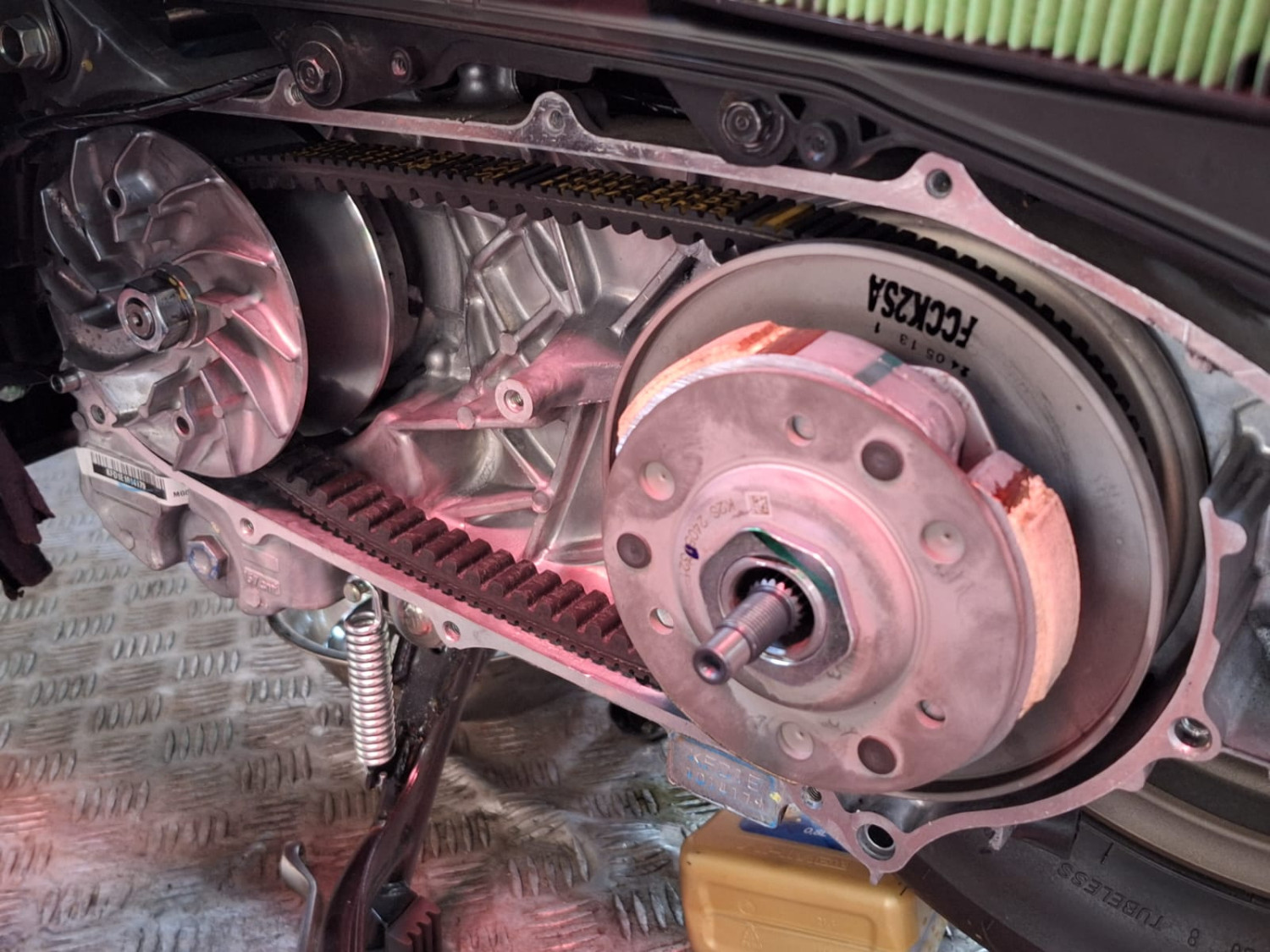 kampas, kampas ganda, Banewmas Motor, per sentrifugal, Nyesek Banget, Kampas Ganda Masih Tebal Harus Diganti Karena Hal Sepele Ini