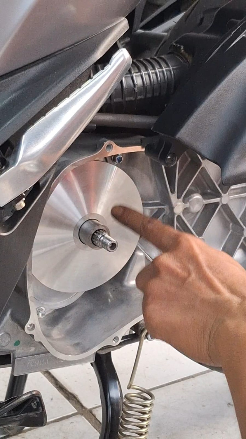 motor matic, Rumah roller, rumah roller motor matic, bushing rumah roller, bushing rumah roller motor matic, Bukan Hanya Kasar, Ini Dampak Lain Bushing Rumah Roller Motor Matic Oblak