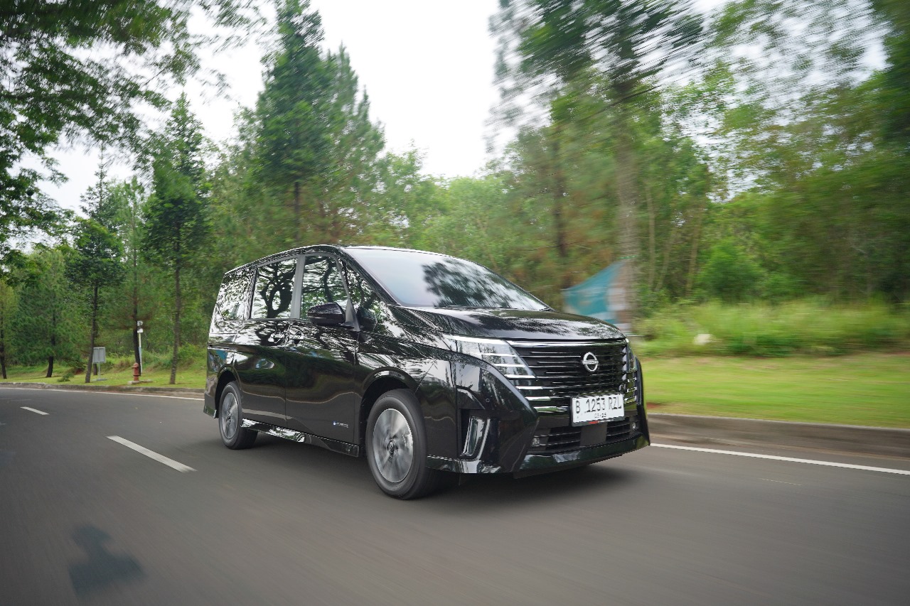 konsumsi bbm, nissan serena, honda step wgn, Nissan Serena e-Power, Honda Step WGN e:HEV, Seberapa Irit BBM Nissan Serena e-POWER Vs Honda Step WGN e:HEV?