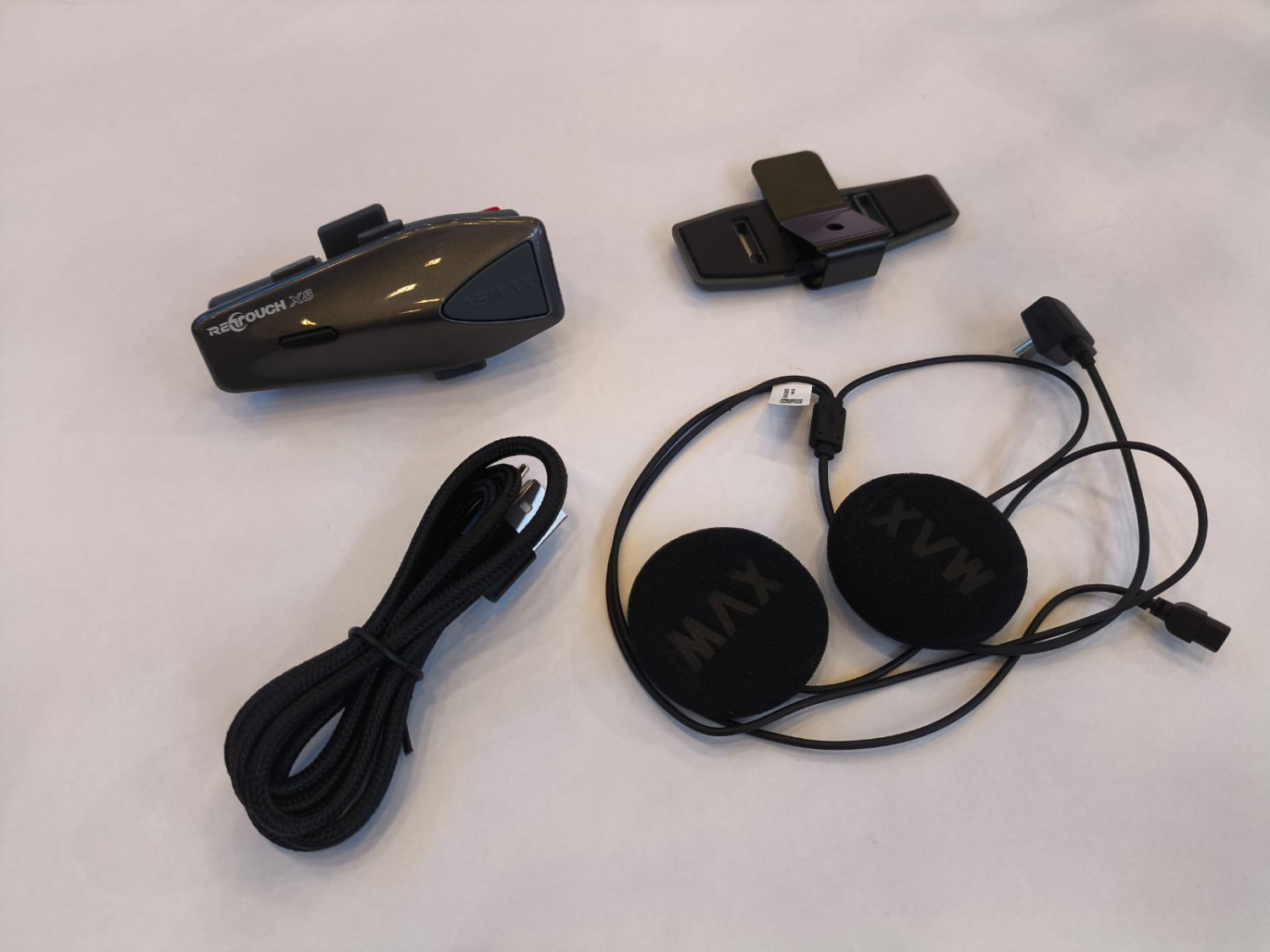 intercom, Intercom helm, Retouch, Retouch X3 Pro, Intercom Ini Harga Enggak Sampai Rp 500 Ribu Bisa Music Sharing