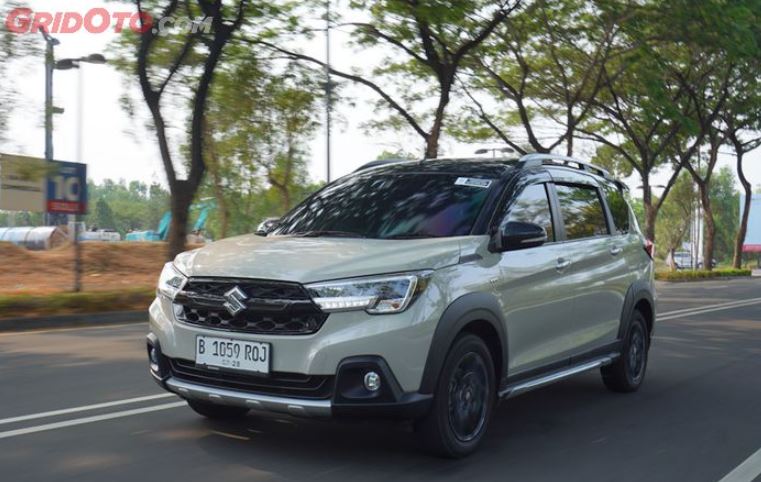 suzuki, Suzuki XL7, HER WHEELS, Cocok Buat Ibu Aktif, Suzuki XL7 Hemat Bensin dan Punya Kabin Lega