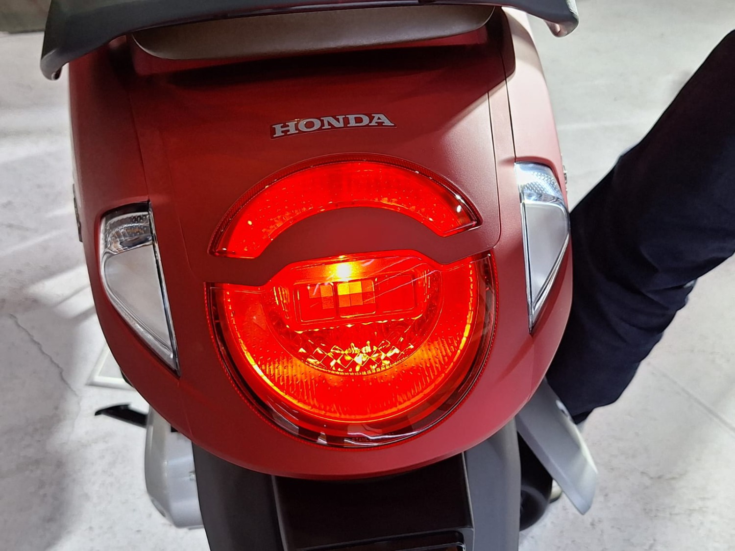 motor bekas, switch rem rusak, switch rem, switch rem motor rusak, penyebab switch rem motor rusak, dampak membiarkan switch rem motor rusak, Switch Rem Motor Rusak Jangan Dibiarkan, Malah Bikin Dompet Kering
