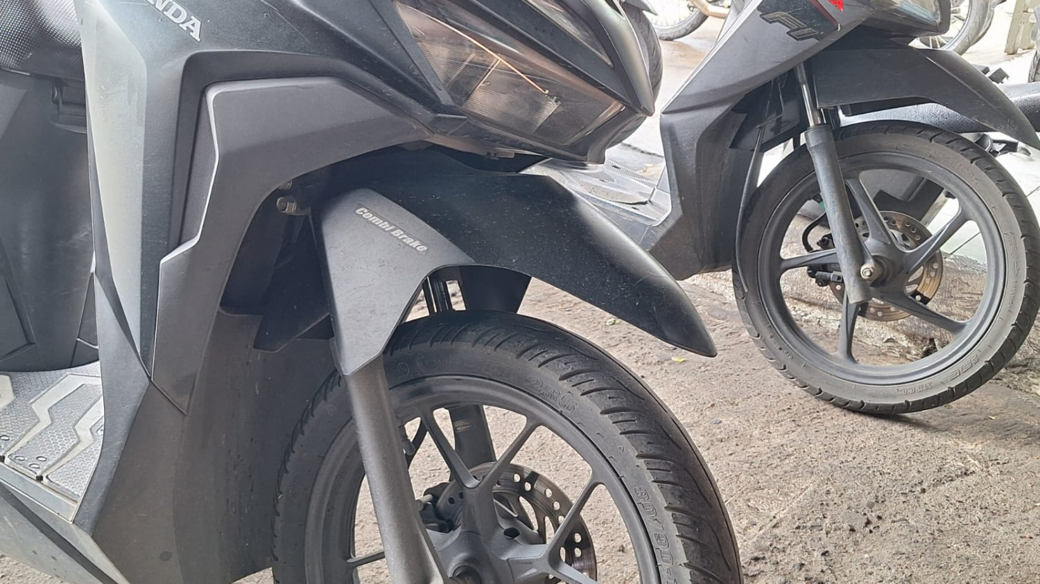 ban motor, motor bekas, balancing, pelek motor, balancing pelek motor, Ternyata Pelek Motor Bekas Perlu Dibalancing Juga, Ini Ciri-cirinya