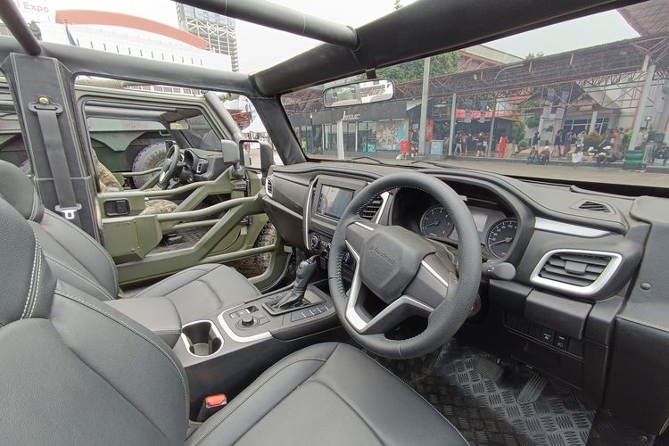 mobil nasional, mobil buatan indonesia, sedan listrik, Sedan Listrik Nasional, Sedan Listrik Indonesia, Kabar Terbaru Proyek Mobil Nasional Indonesia, Sedan Listrik dan Kawan-kawan Sedang Disiapkan