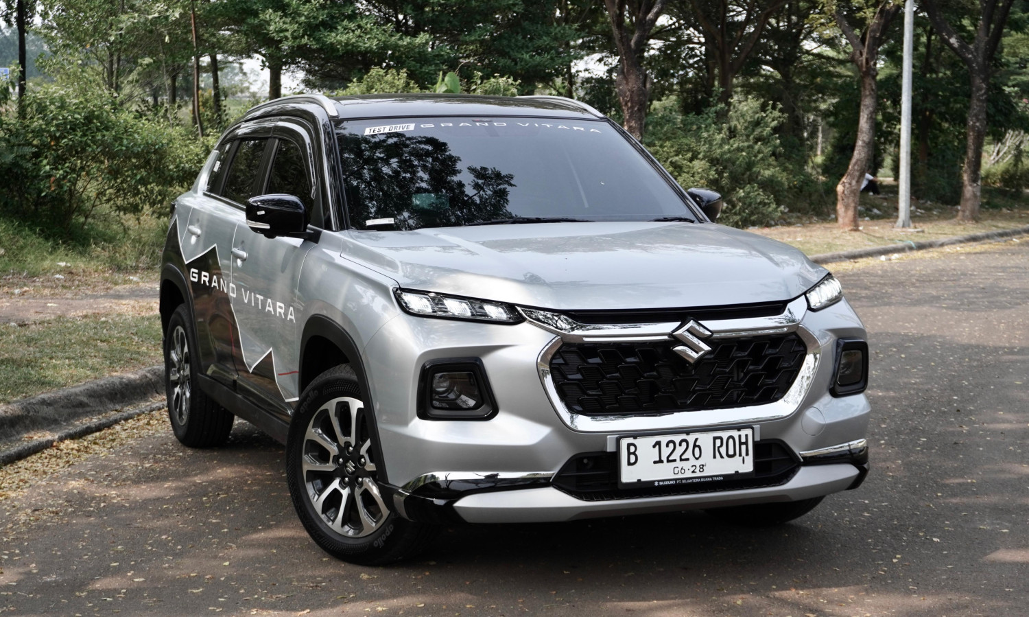 mobil baru, suzuki, Varian, mobil irit, suzuki grand vitara, Mobil Irit Buat Mudik, Suzuki Grand Vitara Tersisa Varian Ini Saja