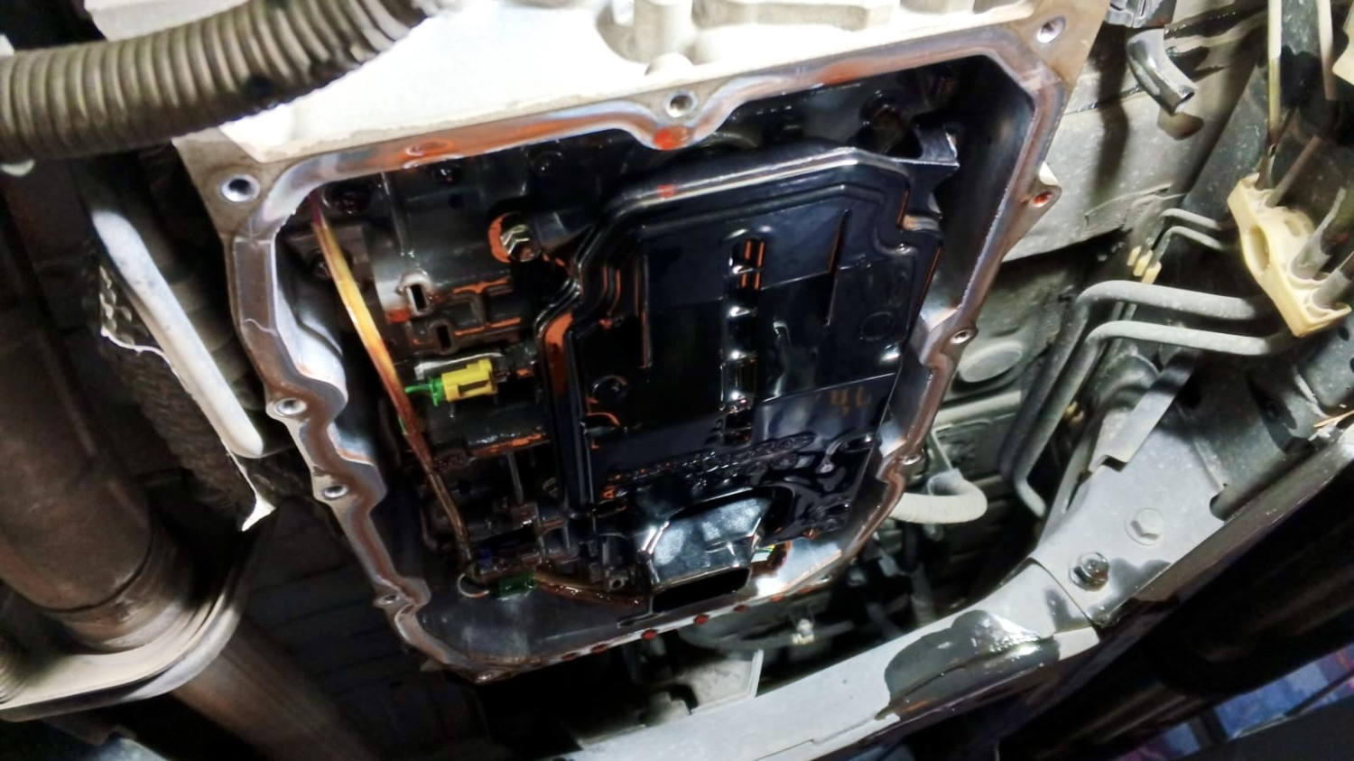 filter, transmisi matic, pelumasan, endapan, Alasan Wajib Cek Filter Oli Transmisi Matik Mobil Secara Berkala