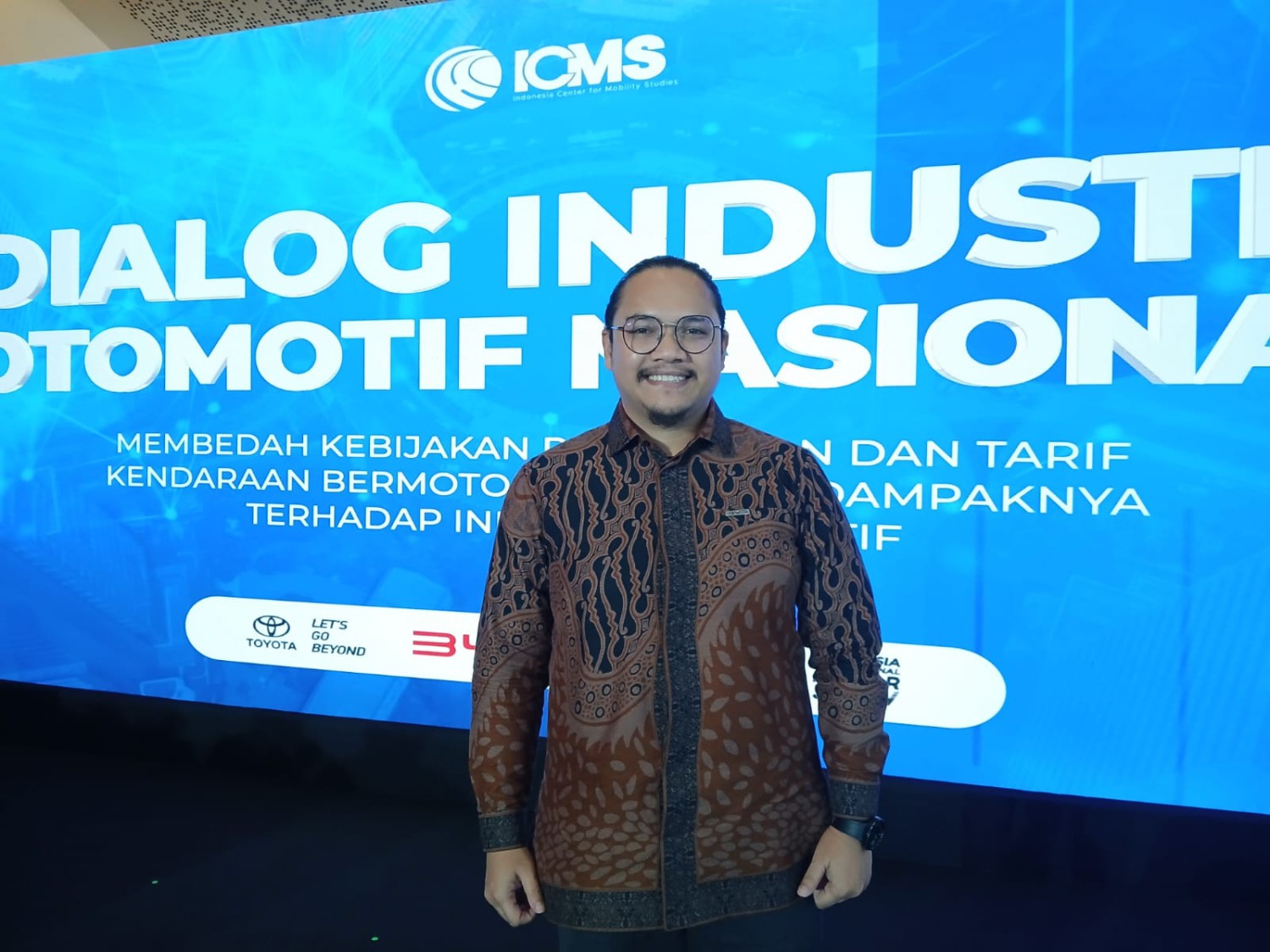 mobil listrik, insentif mobil listrik, BYD Indonesia, luther panjaitan, Soal Insentif Pajak Impor Mobil Listrik Dihentikan, Ini Jawaban BYD