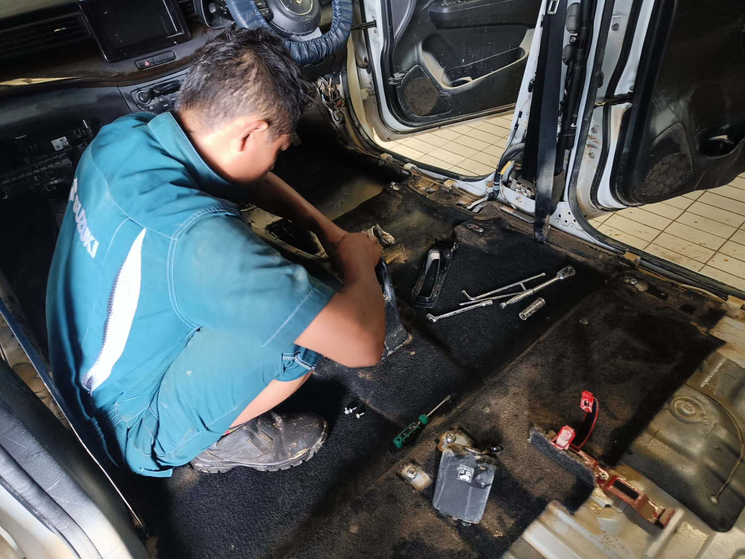 bahan bakar, manfaat, korosi, filter, fuel pump, tangki bensin, Ini Manfaat Kuras Tangki Bensin Mobil Rutin Tiap 50.000 Kilometer