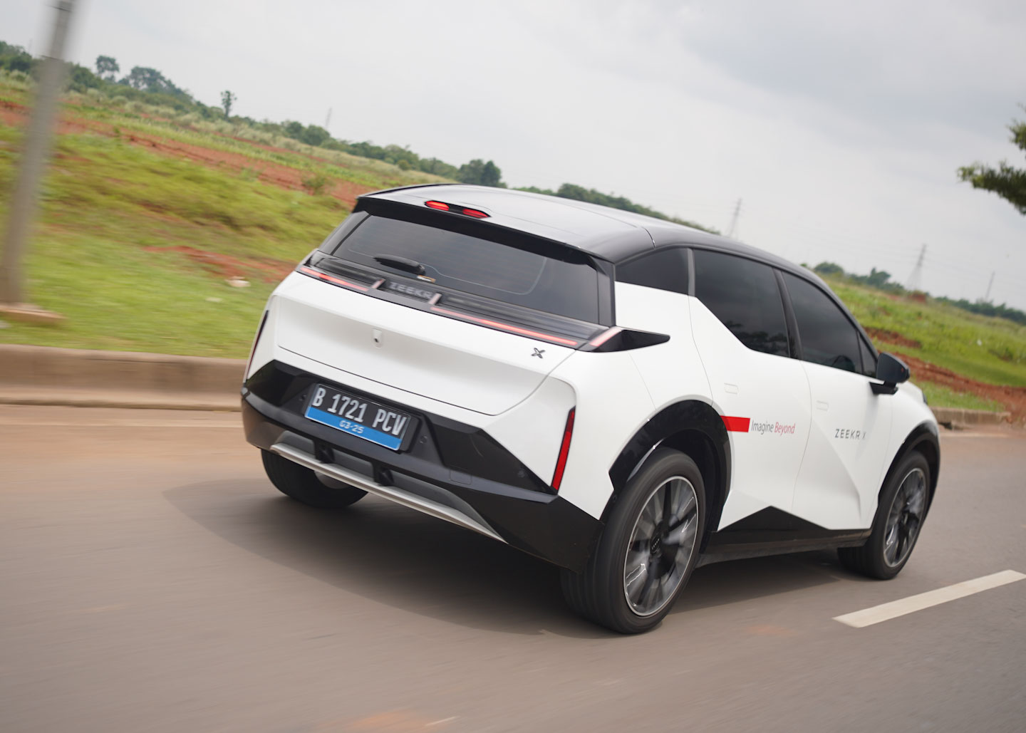 mobil baru, mobil listrik, konsumsi listrik, Zeekr, Zeekr X, Pernah Mampir Ke Indonesia, Ternyata Segini Konsumsi Listrik Zeekr X