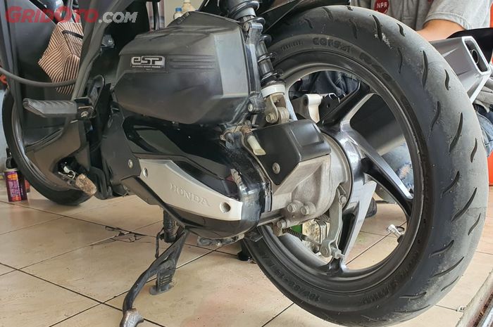 cvt motor matic, mur pulley, Herwheels, Ternyata Ban Motor Berputar Kencang Saat Dipanaskan Tanda Ada Masalah