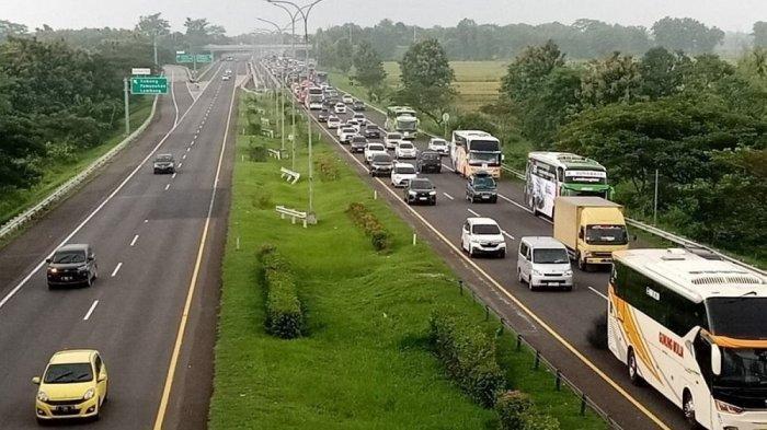 rest area, microsleep, nataru, libur nataru, Ngantuk Jangan Dipaksa, Ini Daftar Rest Area Berstandar Tinggi yang Cocok Buat Istirahat