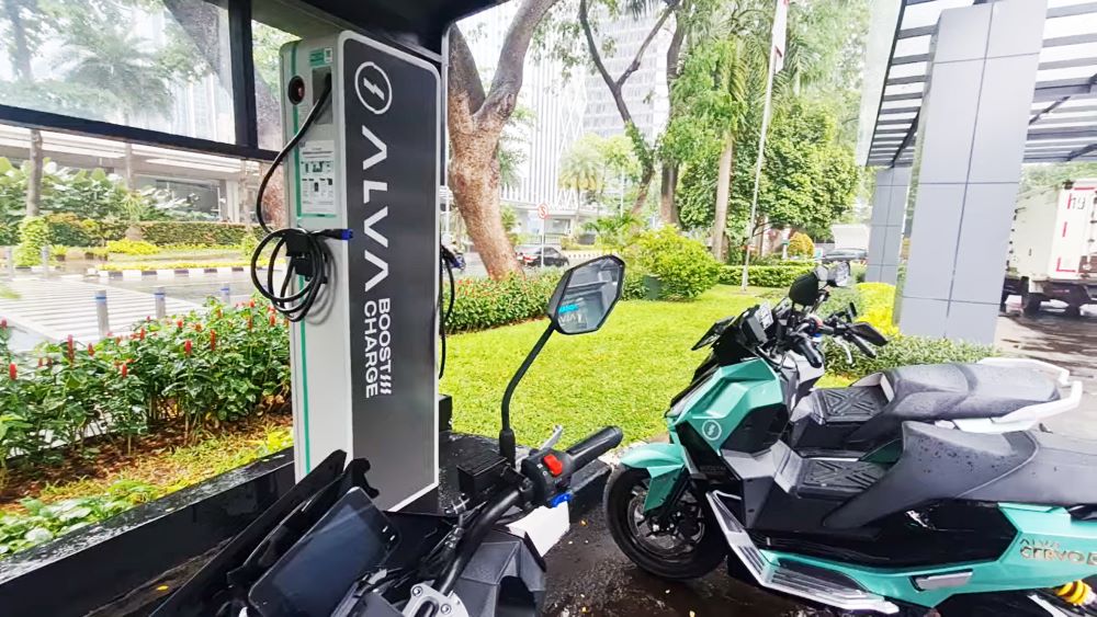 motor listrik, alva, Lebaran 2026, Idul Fitri 2026, Jelang Libur Lebaran ALVA Perkuat Jaringan Boost Charging Station dan Layanan 24 Jam