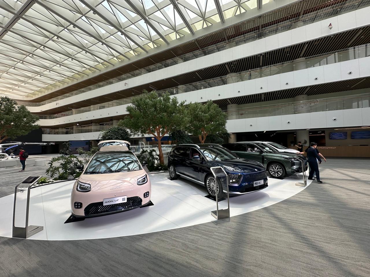 mobil listrik, mobil konvensional, Internal Combustion Engine (ICE), AION, gac Indonesia, GAC Indonesia Bakal Jual Mobil ICE di Indonesia, Ini Alasannya