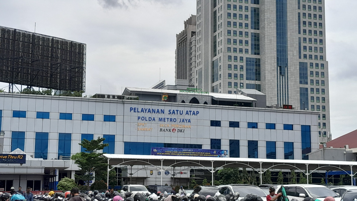BBNKB Mobil Baru, Balik Nama Mobil Baru, Mobil Off The Road, Pengurusan Mobil Off The Road, Mobil Hadiah, Beli atau Dapat Hadiah Mobil Baru Off The Road, Begini Cara Urus BBNKB-nya di Samsat