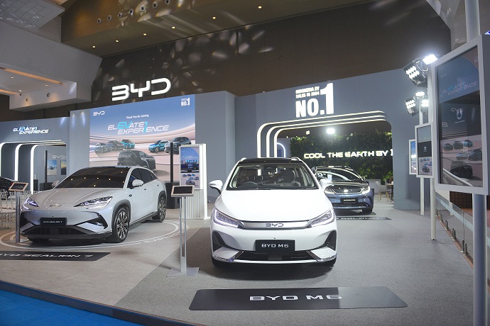 BYD Indonesia, Penjualan BYD, Mobil Pionir BYD, Mobil Pertama BYD Indonesia, Curhatan BYD Dua Tahun Coba Peruntungan Dagang di Indonesia, Ini Hasilnya