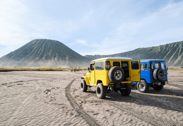 gunung bromo, wisata bromo, Gunung Semeru Ditutup, Pendakian Semeru Ditutup, Liburan Akhir Tahun 2025, TNBTS Perpanjang Penutupan Gunung Semeru, Liburan Akhir Tahun ke Wisata Bromo Aman?