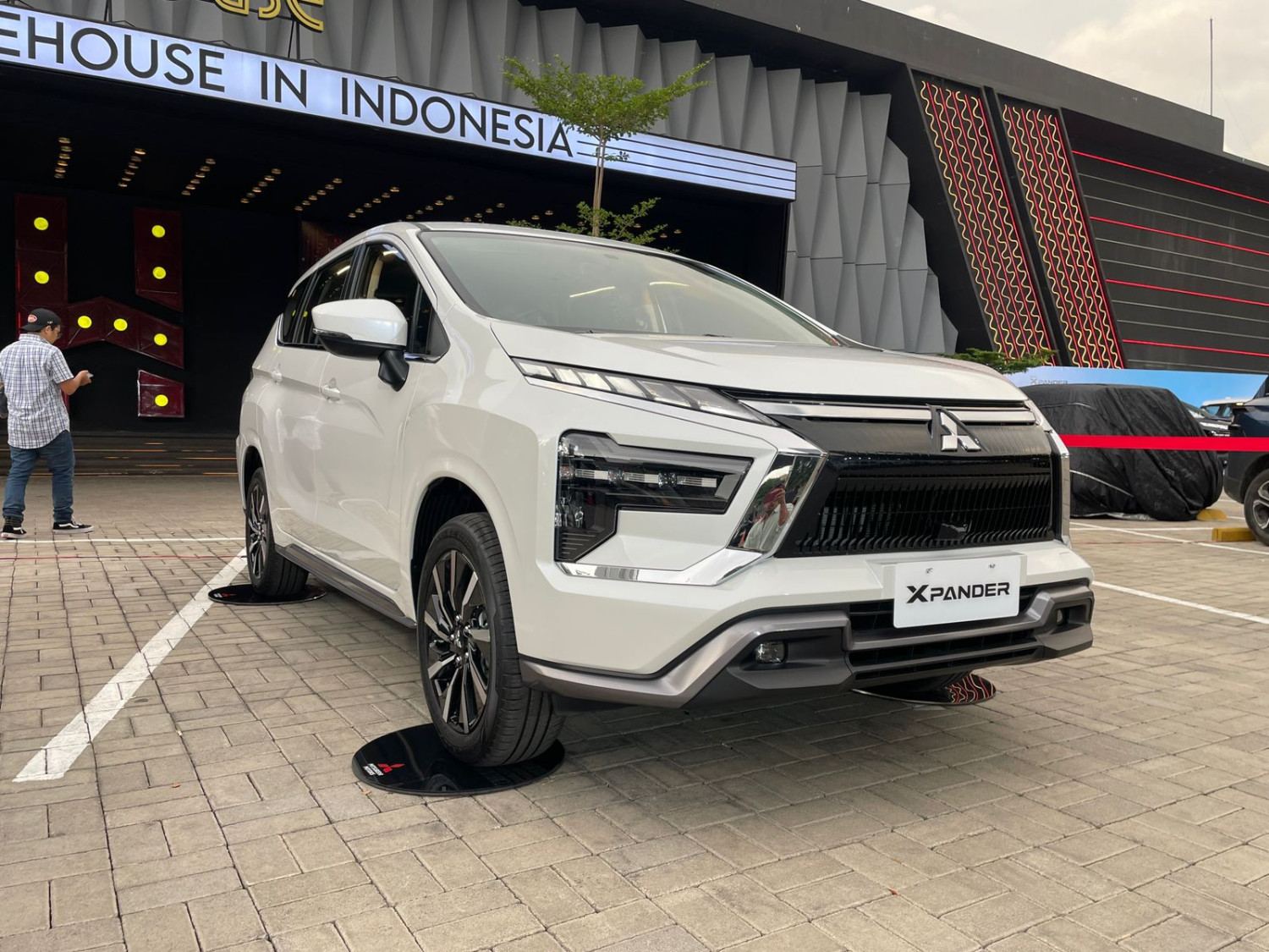 avanza, toyota avanza, xpander, mitsubishi xpander, toyota veloz, Sesama MPV Populer, Ini Perbandingan Harga Avanza VS Xpander