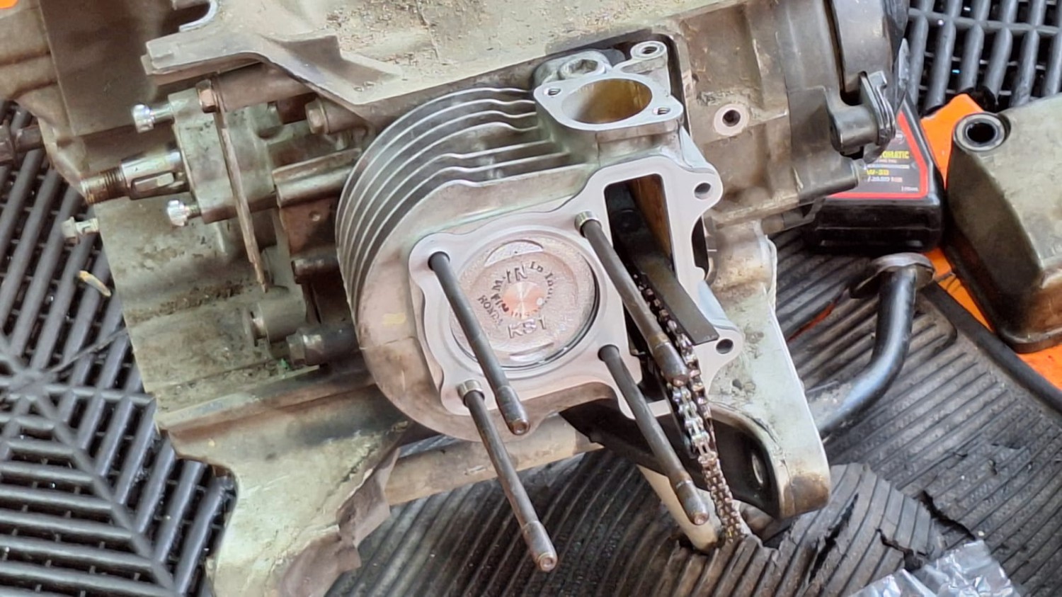 mesin motor, motor bekas, cara menghidupkan motor yang lama mati, cara menghidupkan motor, cara menghidupkan mesin motor, Mudah, Begini Cara Menghidupkan Motor Bekas Yang Lama Tidak Digunakan
