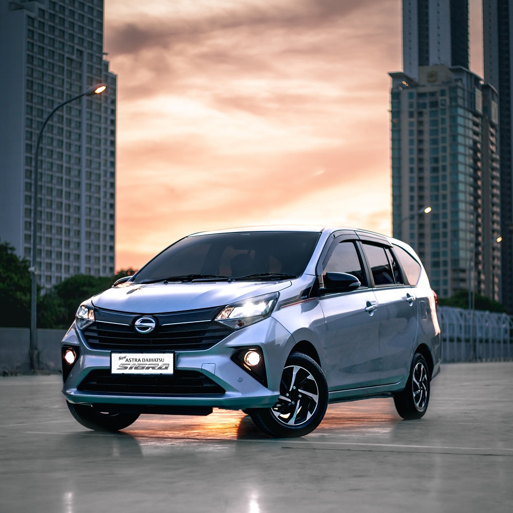 daihatsu sigra, sigra, harga daihatsu sigra, Skema Kredit, Harga Murah dan Muat 7 Penumpang, Daihatsu Sigra Bisa Dicicil Segini per Bulan