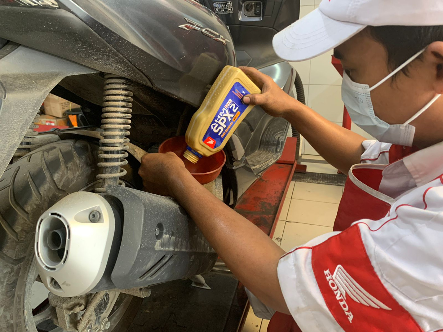 oli mesin, motor matic, matic, kekentalan oli, oli mesin motor matic, Ini Efeknya Pakai Oli Mesin Motor Lebih Kental Dari Anjuran Pabrikan