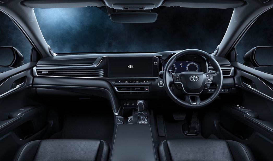 toyota, mobil baru, harga, sedan, Toyota Camry HEV, Sedan Canggih Kental Nuansa Premium, Cek Harga Toyota Camry HEV September 2025
