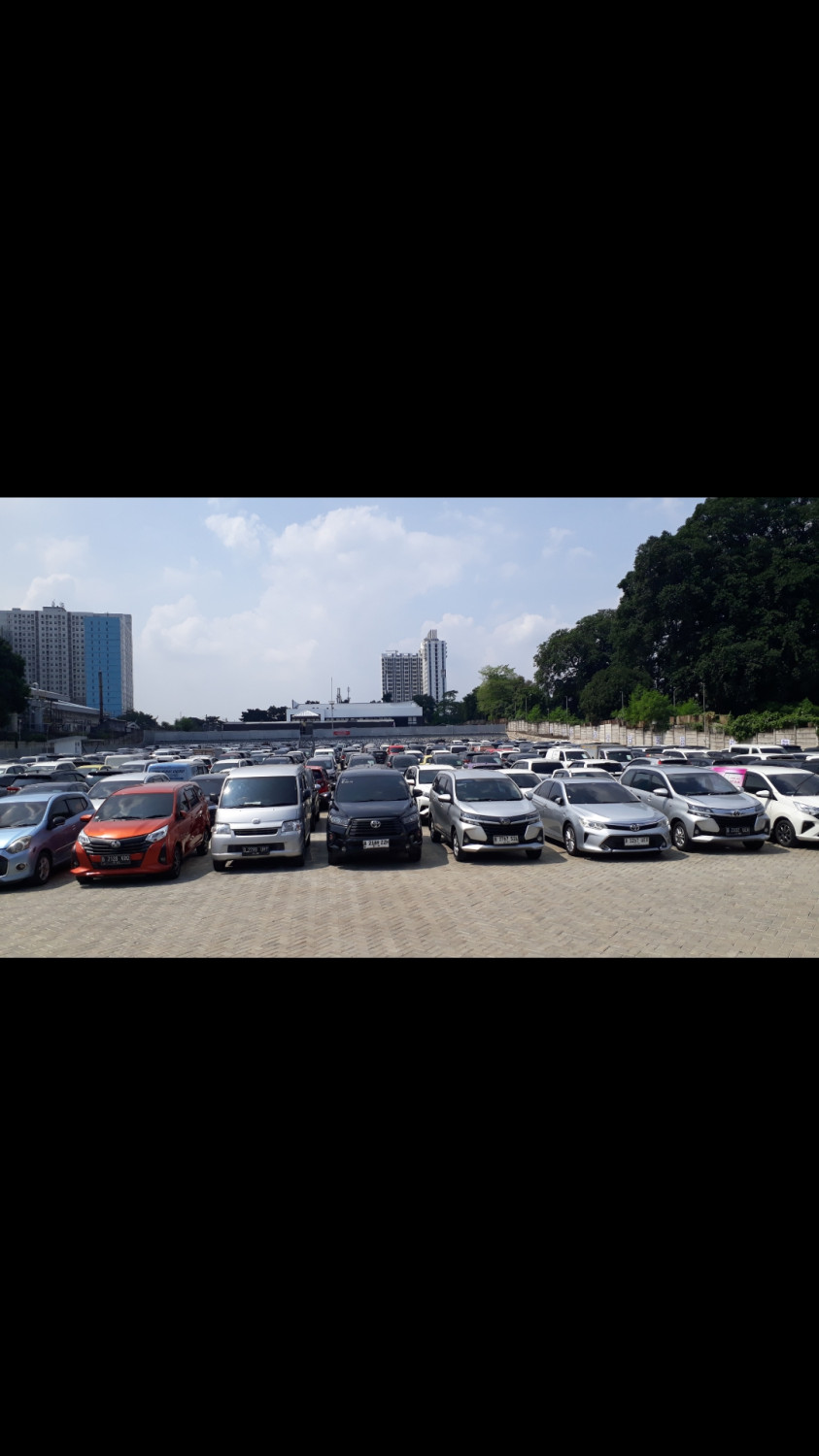 mobil bekas, mobil bekas murah, lelang mobil bekas, Balai lelang IBID, Doxa Manurung, Cara Beli Mobil Bekas di Bawah Harga Pasaran, Awal Coba-coba Kini Jadi Tuman
