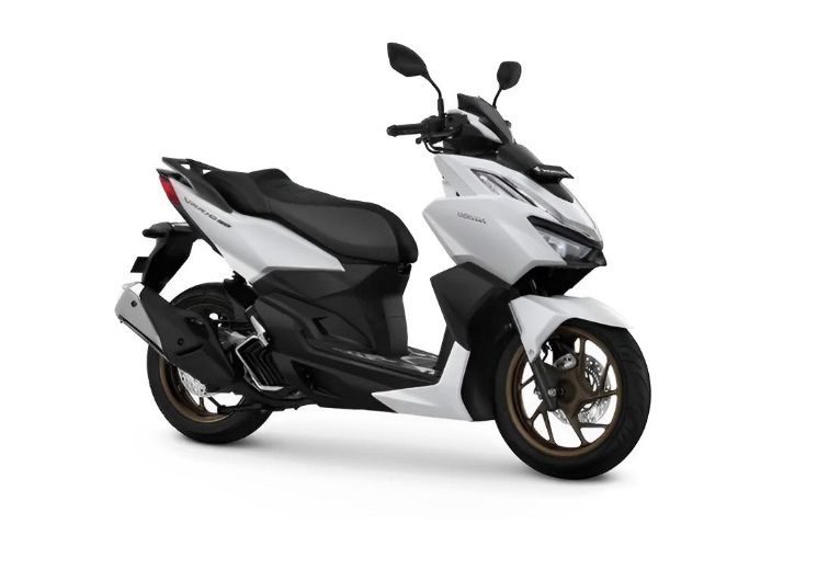 pertamax, honda scoopy, honda vario, Harga Pertamax naik, harga Pertamax Green, Harga Pertamax Melambung, Sekarang Isi Full Tank Scoopy dan Vario 160 Habis Segini