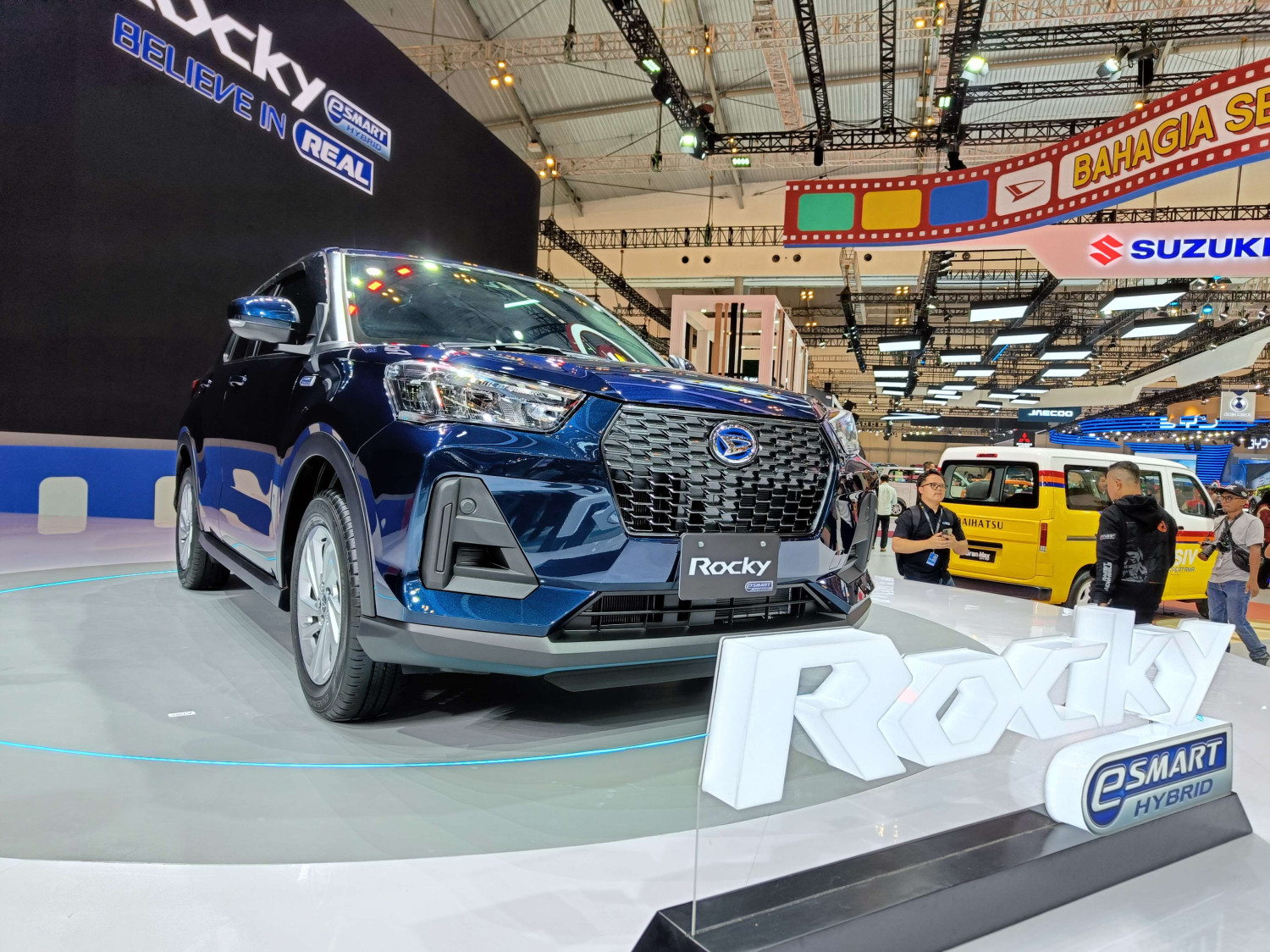 daihatsu, harga bbm, Isu BBM naik, Mobil hybrid daihatsu, Daihatsu Rocky Hybrid, Rocky Hybrid, Daihatsu Ungkap Dampak Isu Energi ke Rocky Hybrid, Mobil Irit Makin Dicari