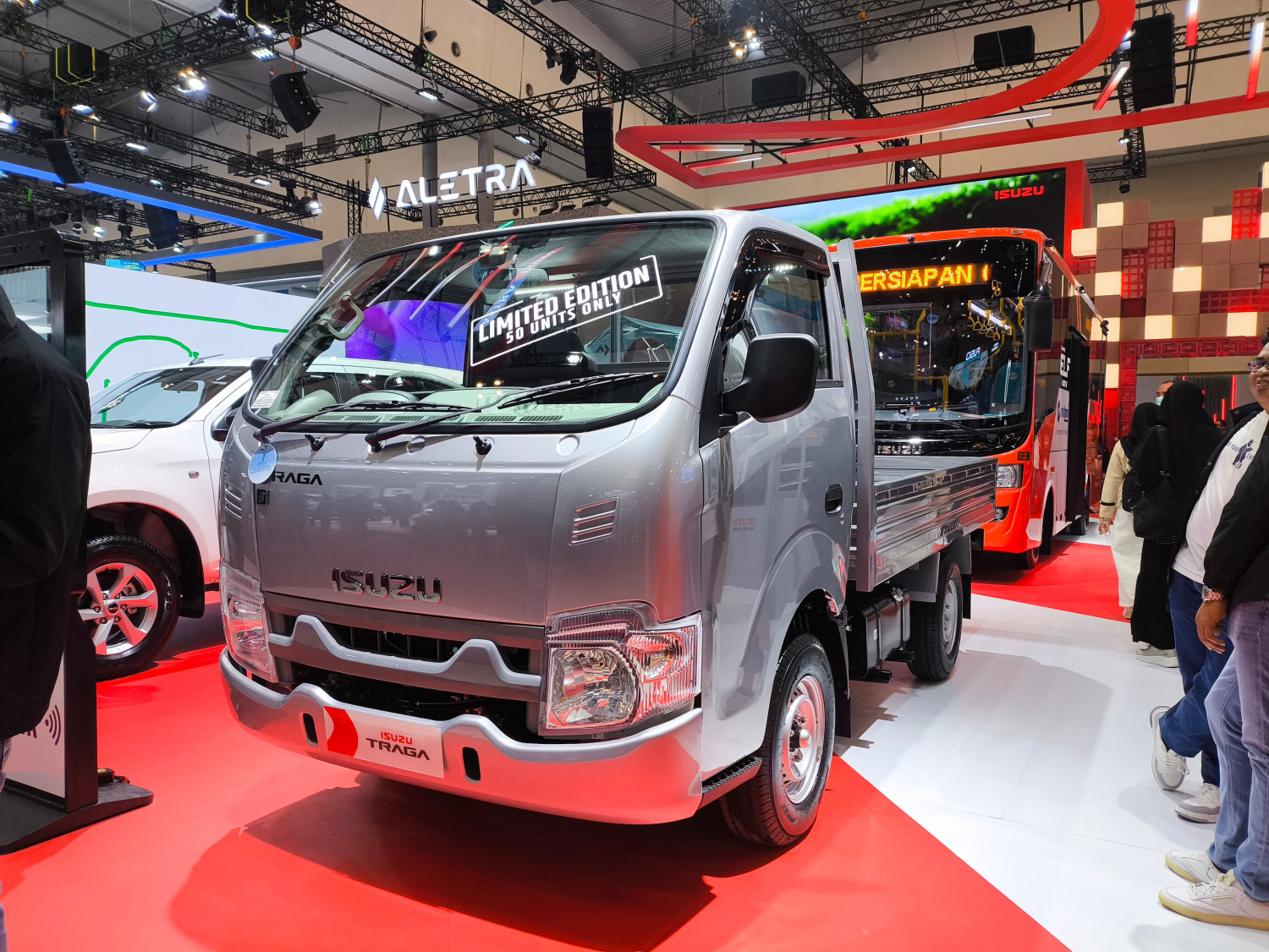 isuzu, Isuzu Traga, PT Isuzu Astra Motor Indonesia (IAMI), isuzu motors limited, Isuzu Mantapkan Dukungan untuk Indonesia, Siap Genjot Transformasi Bisnis Hingga 2030