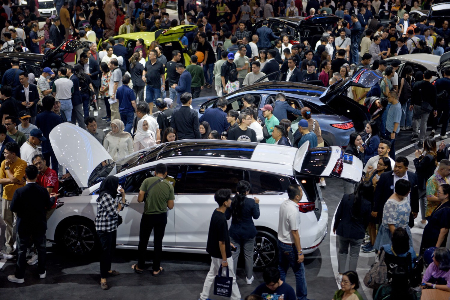 toyota, daihatsu, penjualan mobil, data gaikindo, Kejutan Oktober 2025, BYD Lampaui Merek Jepang Masuk 3 Besar Mobil Terlaris di Indonesia